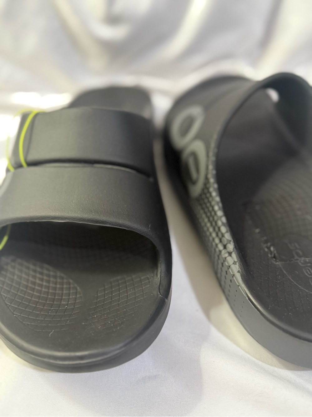 OOFOS Men's Ooahh Sport Slide Sandals M/Size 12 W/Size14 - Picture 4 of 7